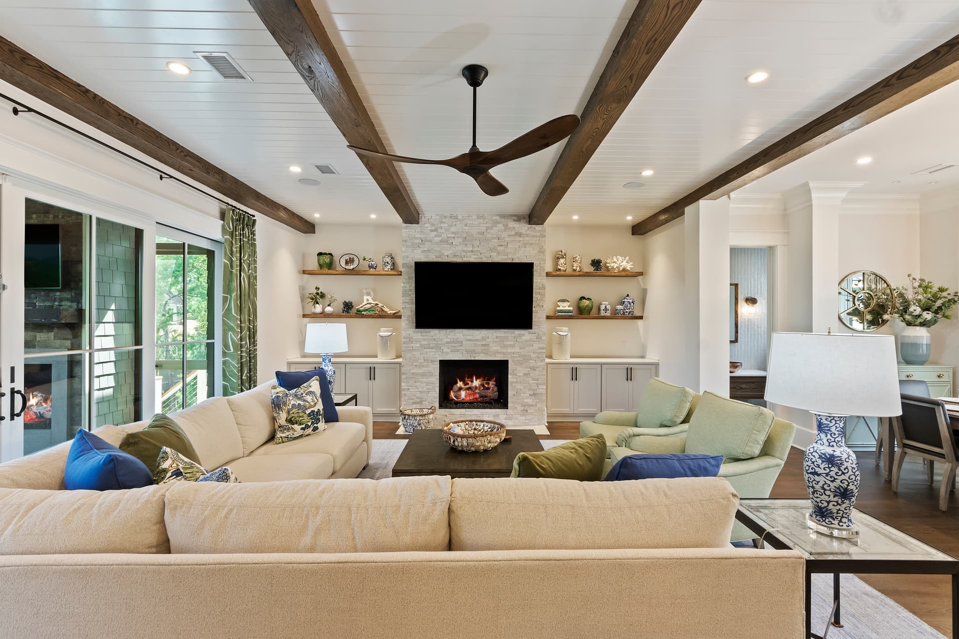 Surfsong Villa - Image 2