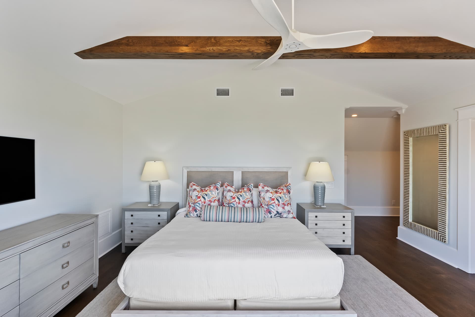 Surfsong Villa - Image 18