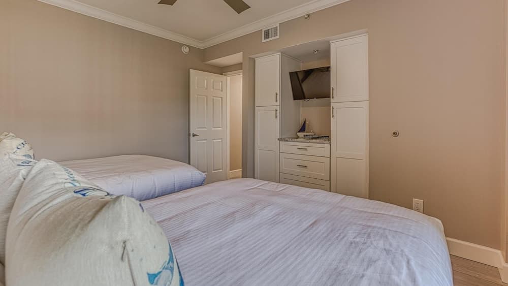 St. Maarten at Silver Shells #1207 - Image 11