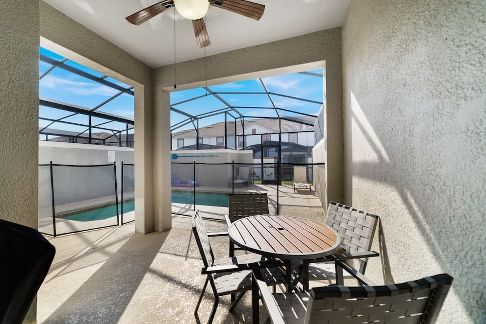 Star Hideaway - Image 23