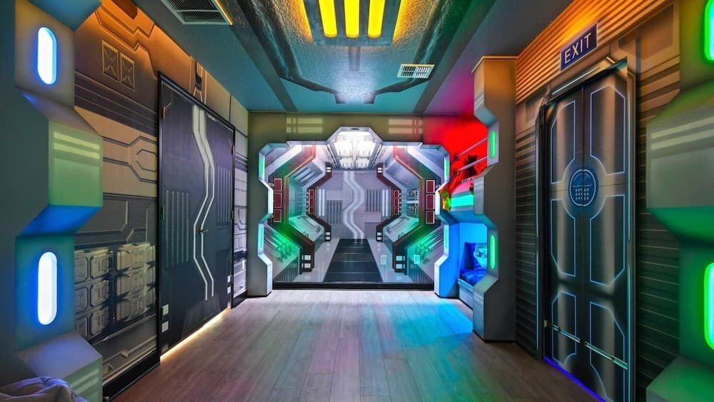Star Wars Themed Villa - Image 29