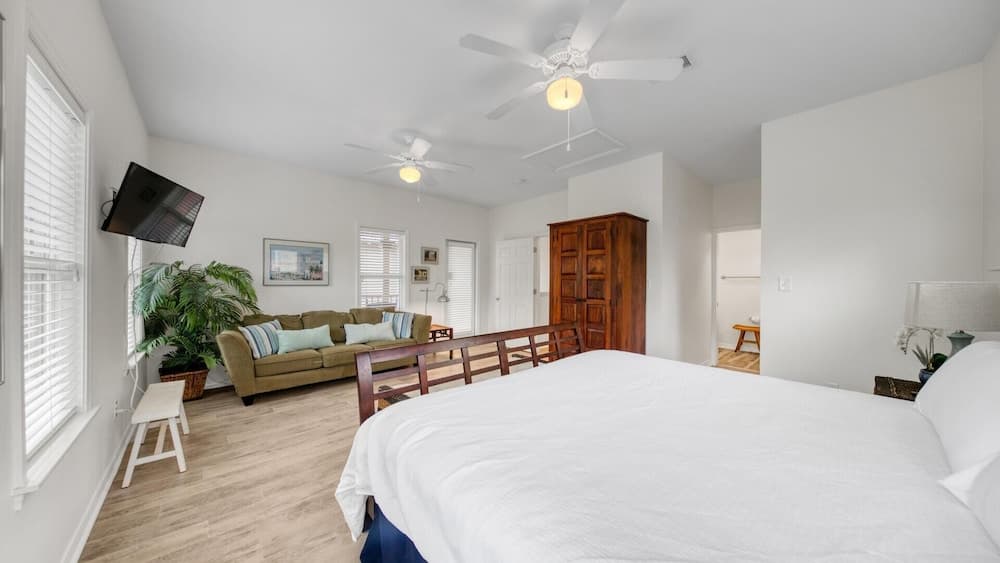 Stars Hollow Cottage - Image 14