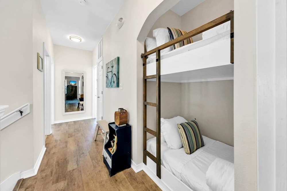 Stars Hollow Cottage - Image 7