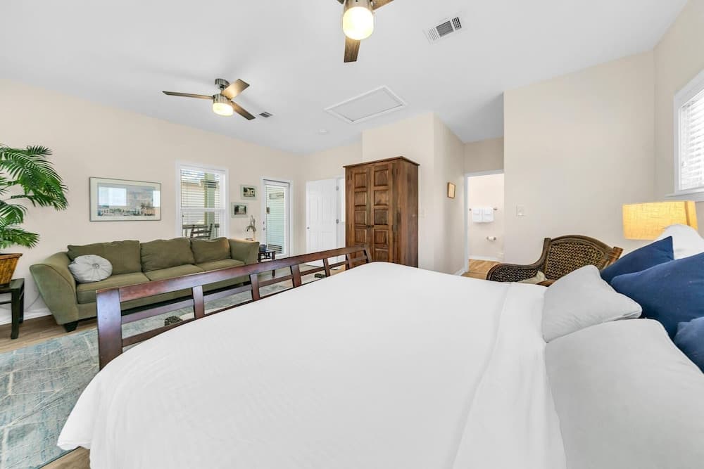 Stars Hollow Cottage - Image 15