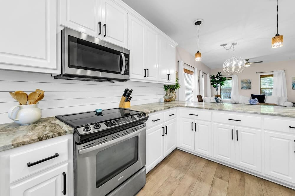 Stars Hollow Cottage - Image 27