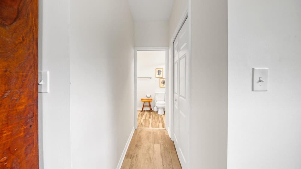 Stars Hollow Cottage - Image 43