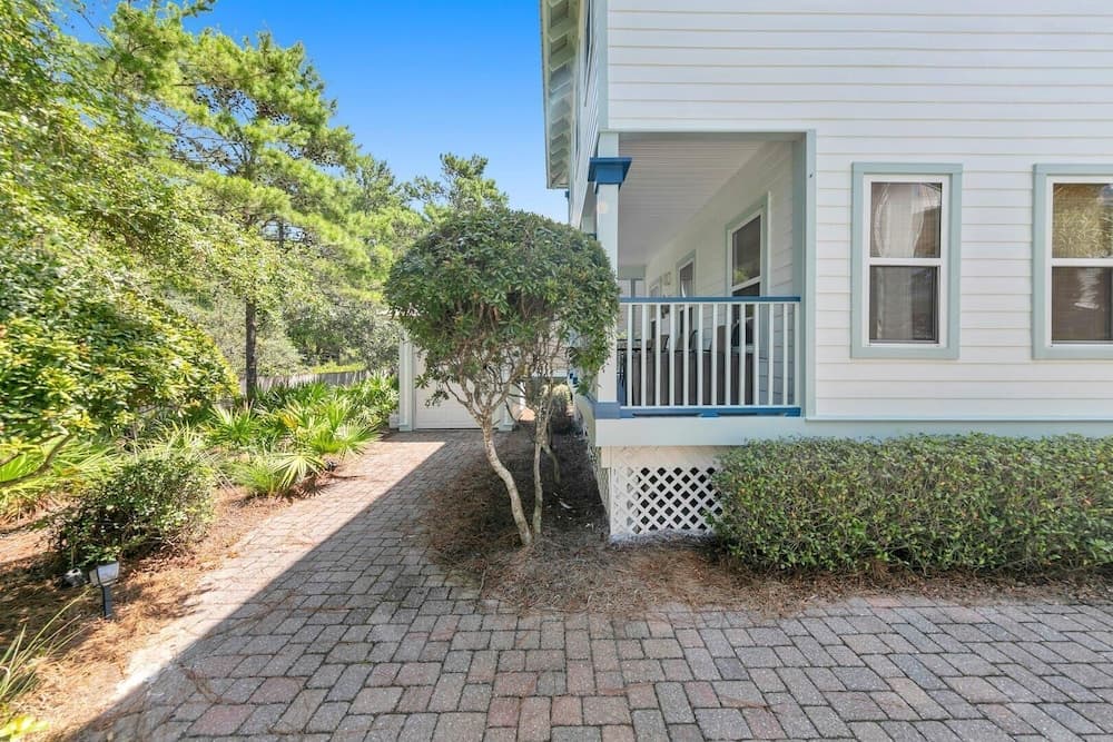 Stars Hollow Cottage - Image 56