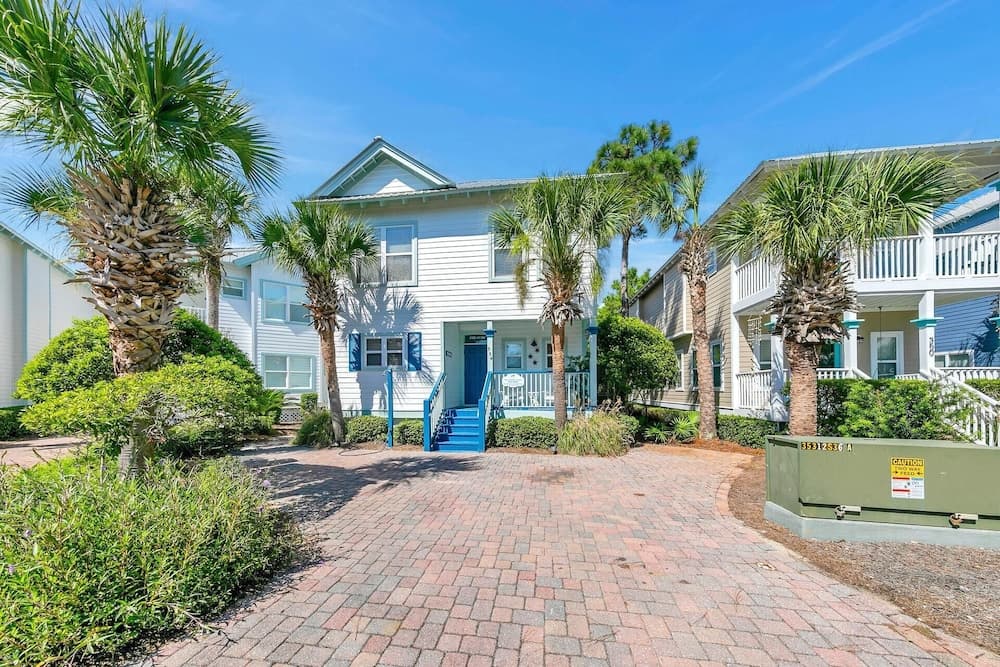 Stars Hollow Cottage - Image 75