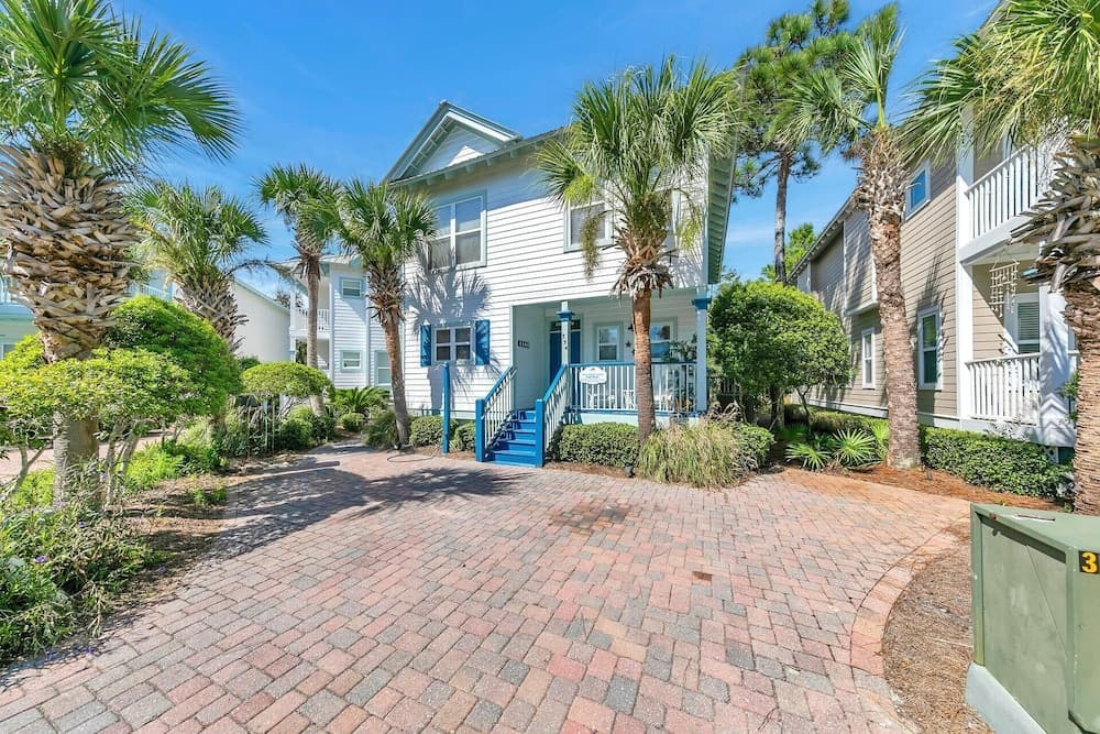 Stars Hollow Cottage - Image 76