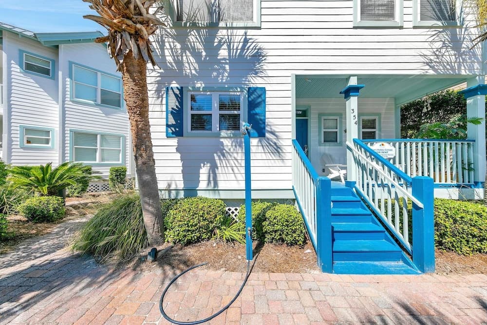 Stars Hollow Cottage - Image 80