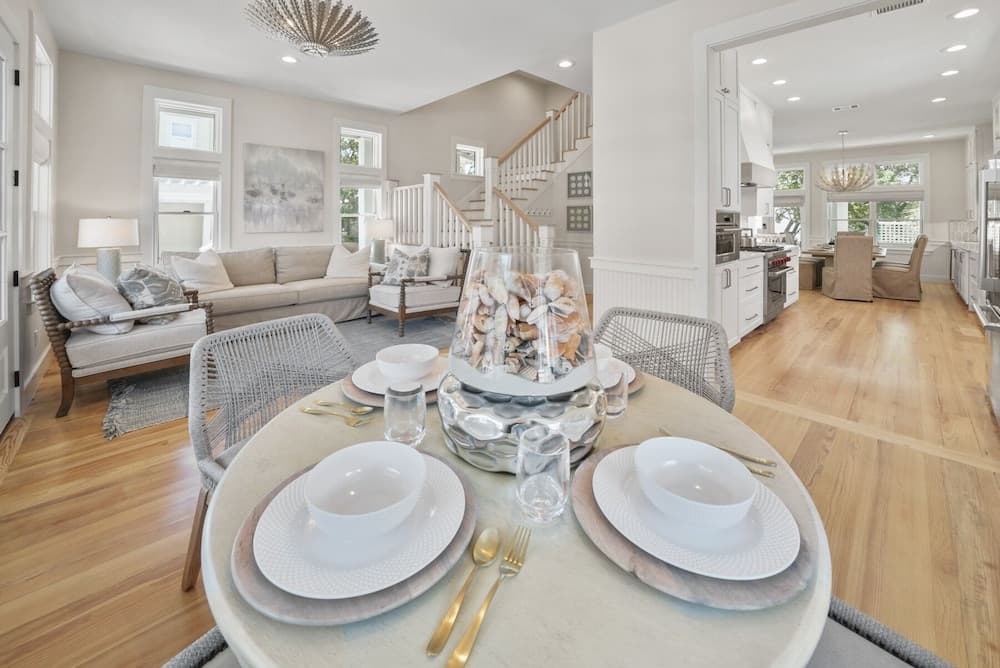 Stella By The Sea - Image 27