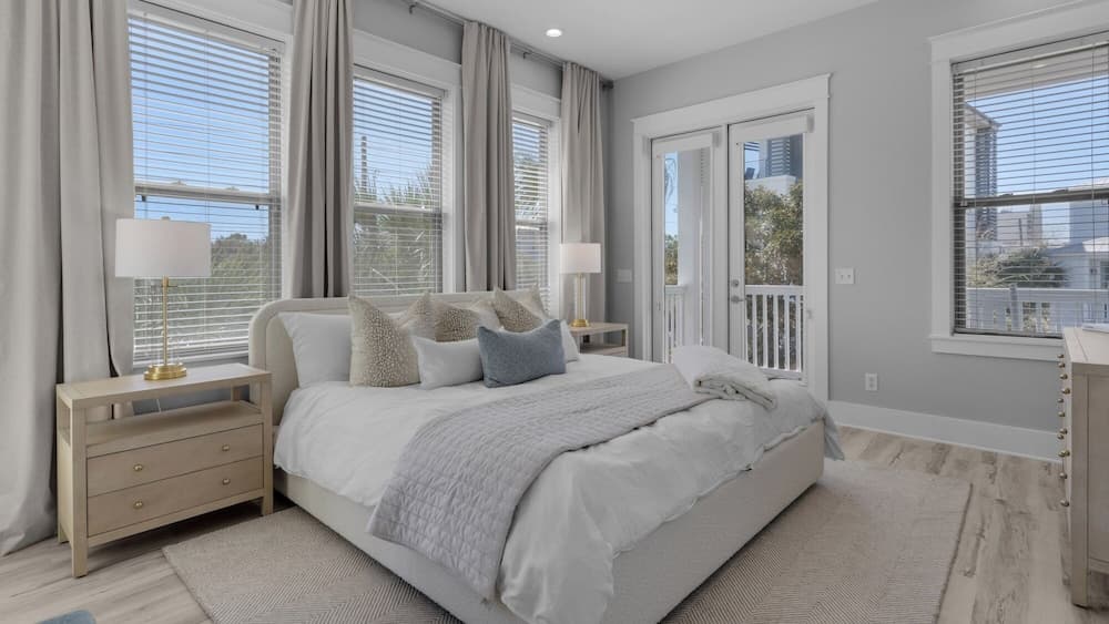 Baum's Away - Image 8