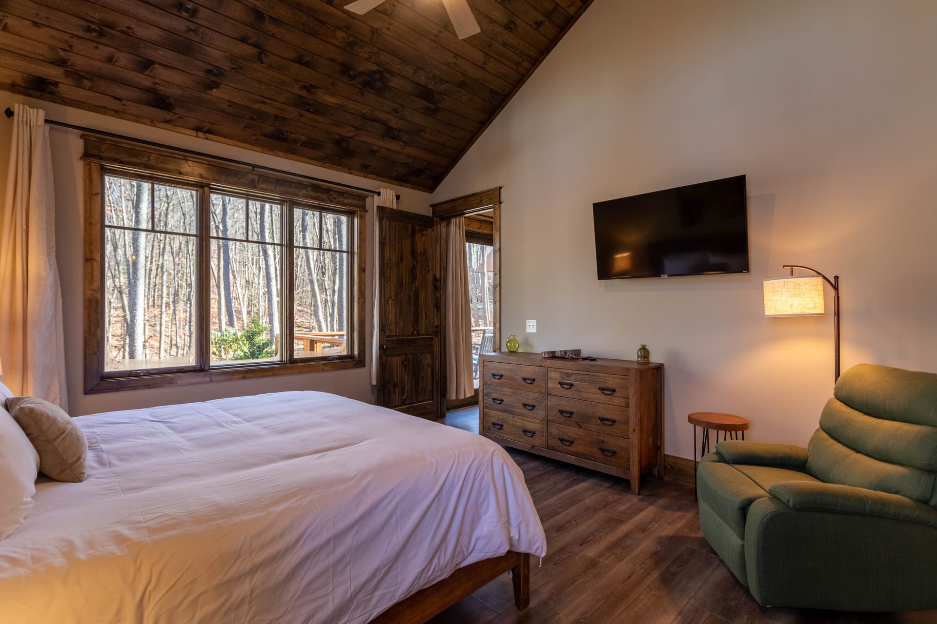 Stillness Springs Home - Image 15