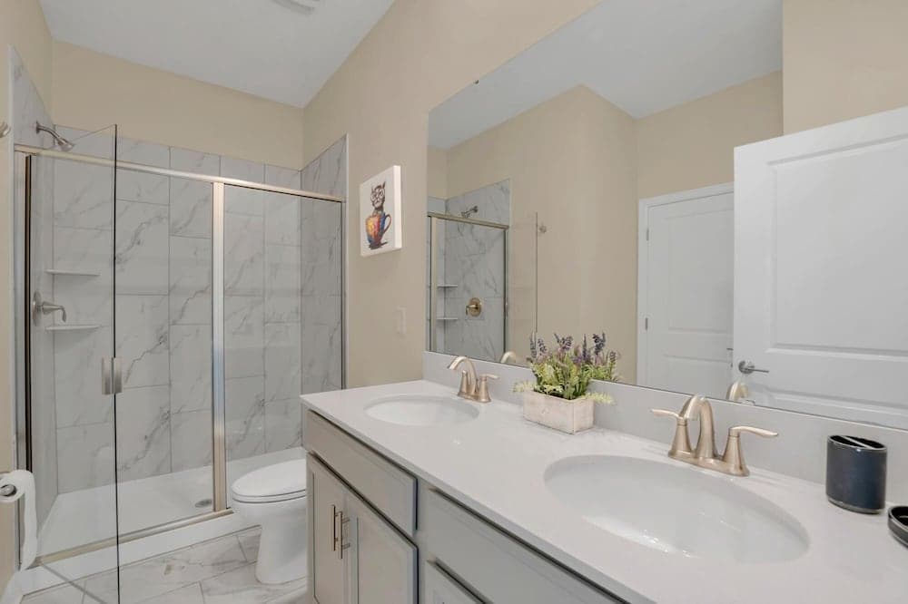 Legend Lodge - Image 17