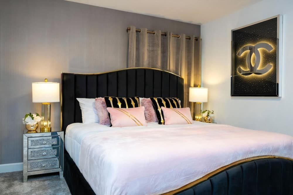 Sparkle Stay - Image 13