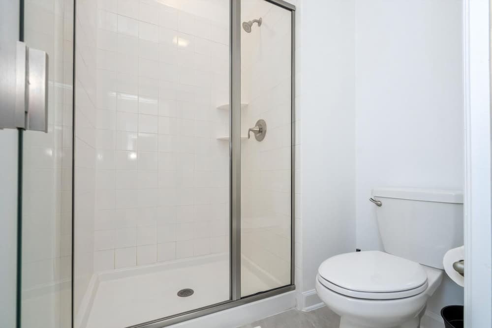 Sparkle Stay - Image 15