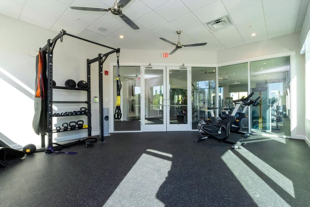 Sparkle Stay - Image 47