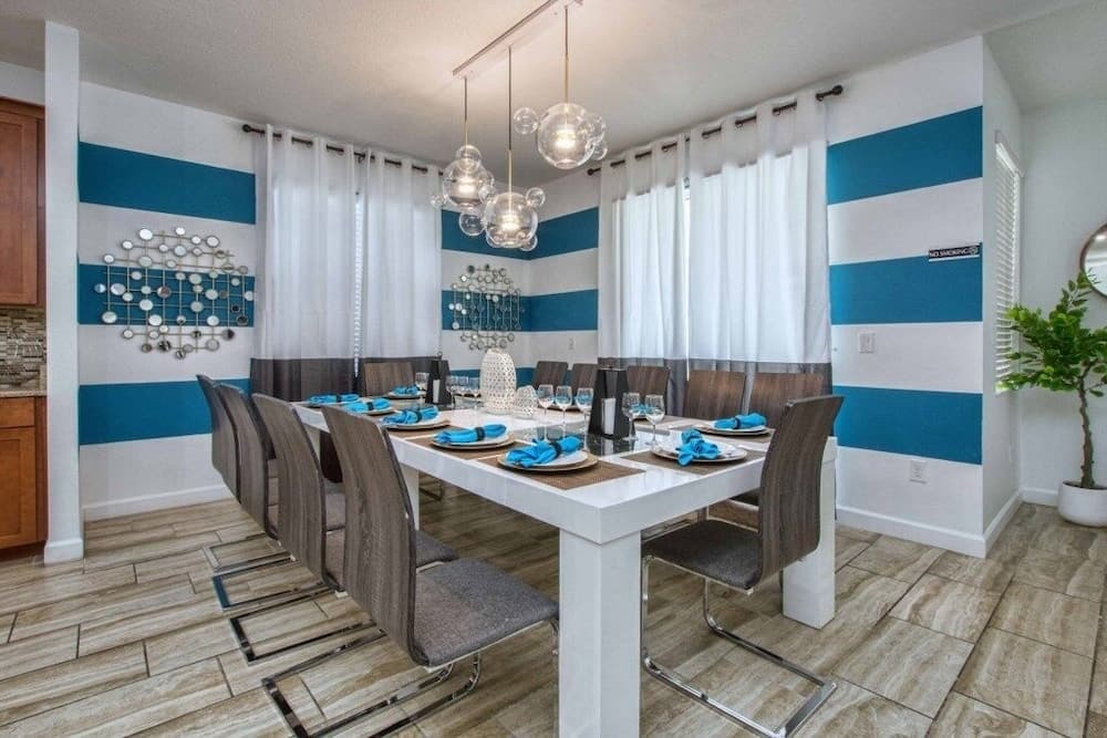 Storey Lake #1561 - Image 9