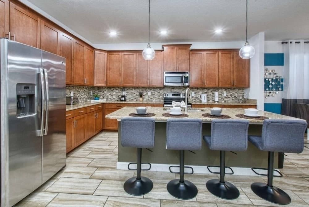 Storey Lake #1561 - Image 5