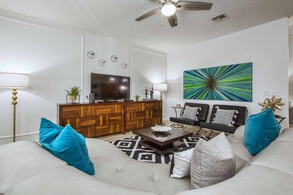 Storey Lake #1561 - Image 4