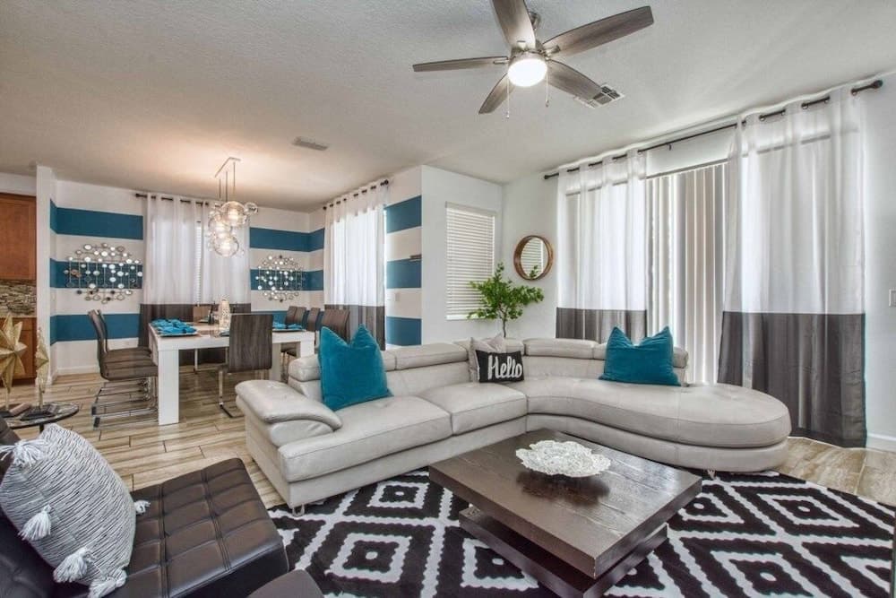 Storey Lake #1561 - Image 4