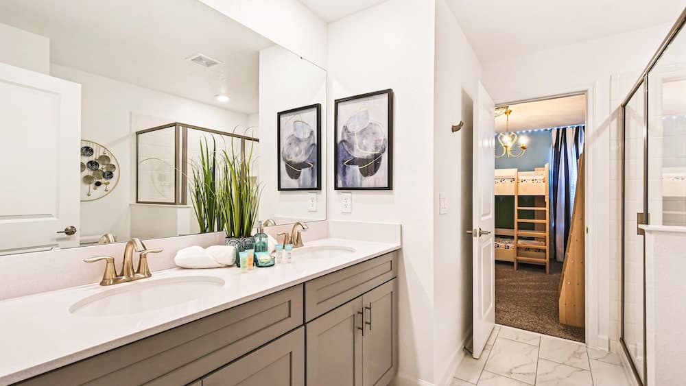 Star Wars Villa #2913 - Image 32