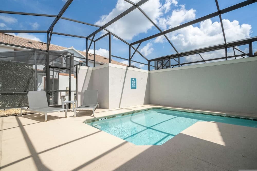 Storey Lake Escape - Image 2