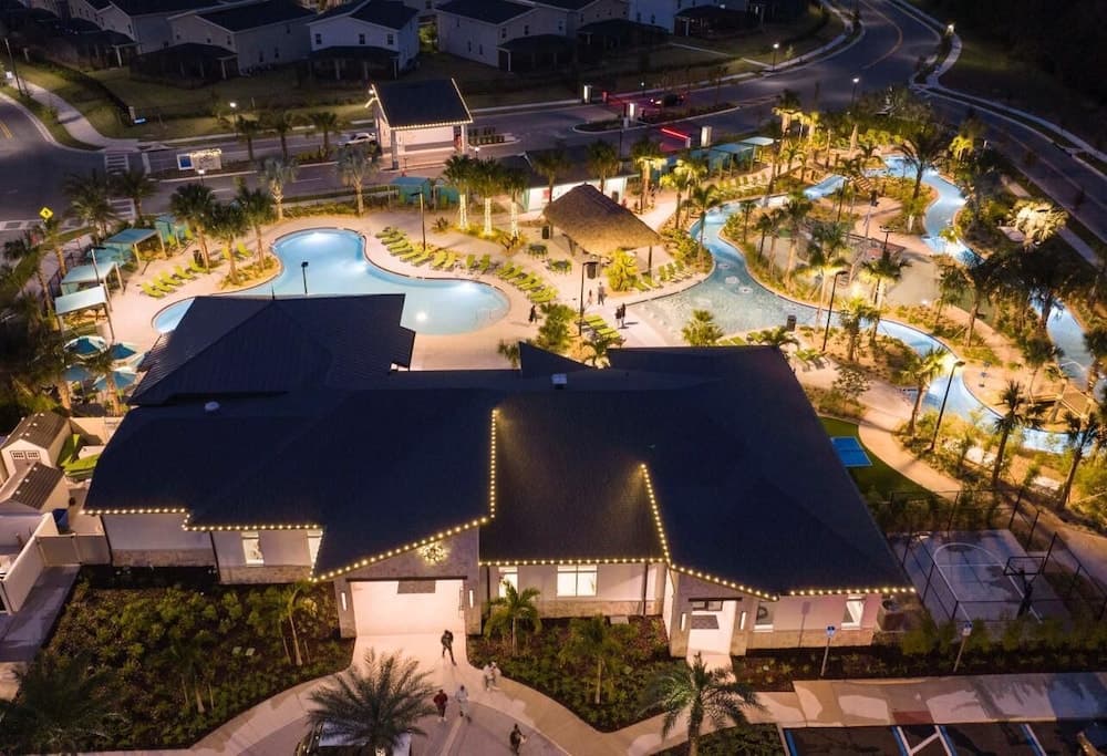 Storey Lake Scene Villa - Image 3