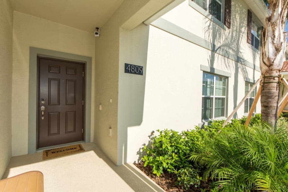 Amber Story Lake - Image 27