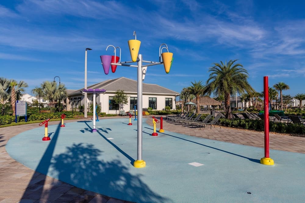 Storylake Bloom - Image 33