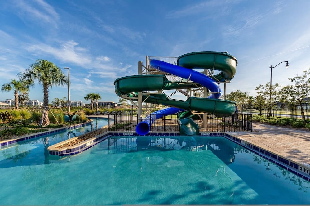 Storylake Bloom - Image 34