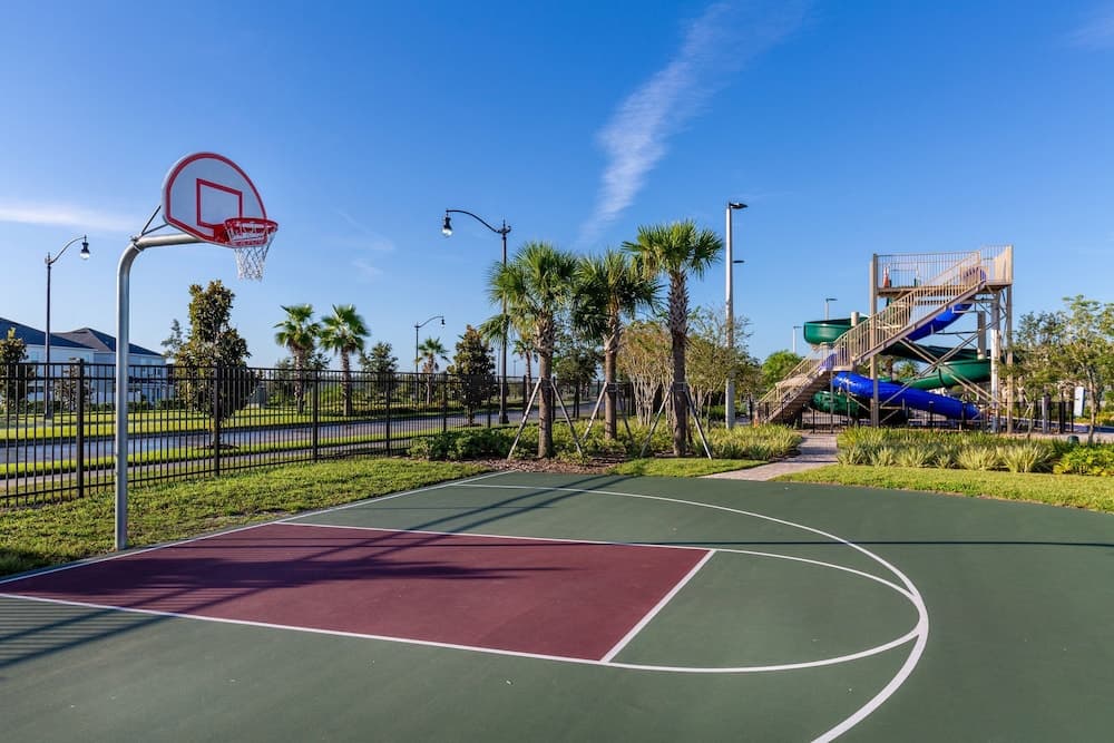 Storylake Bloom - Image 36