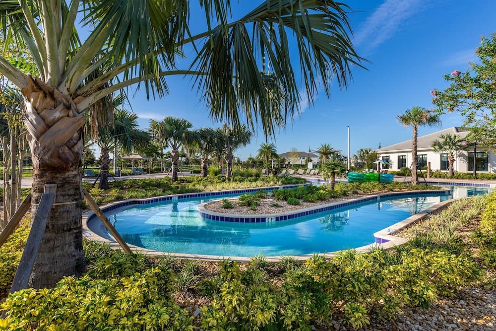 Storylake Bloom - Image 39