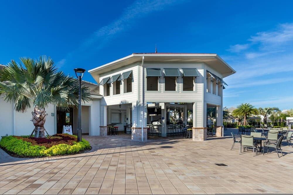 Storylake Bloom - Image 40