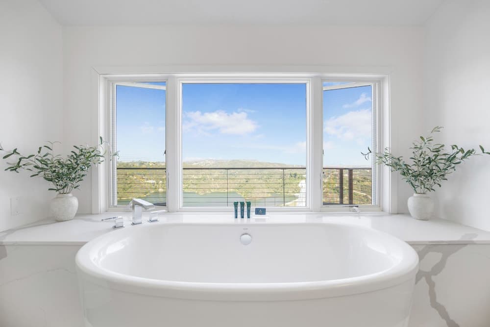 Stradella View - Image 19