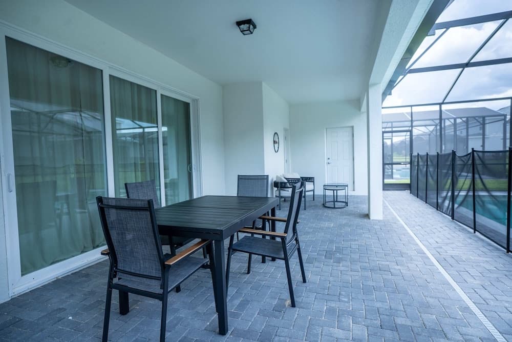 Stunning Saint Kitts Home - Image 52