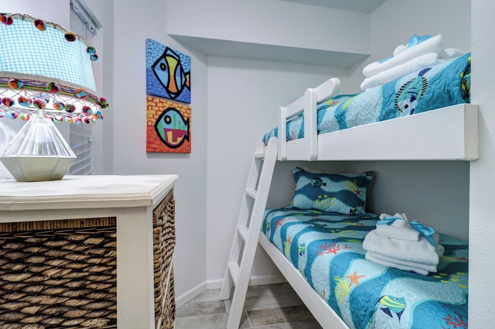 Beachside Bliss #302A - Image 23