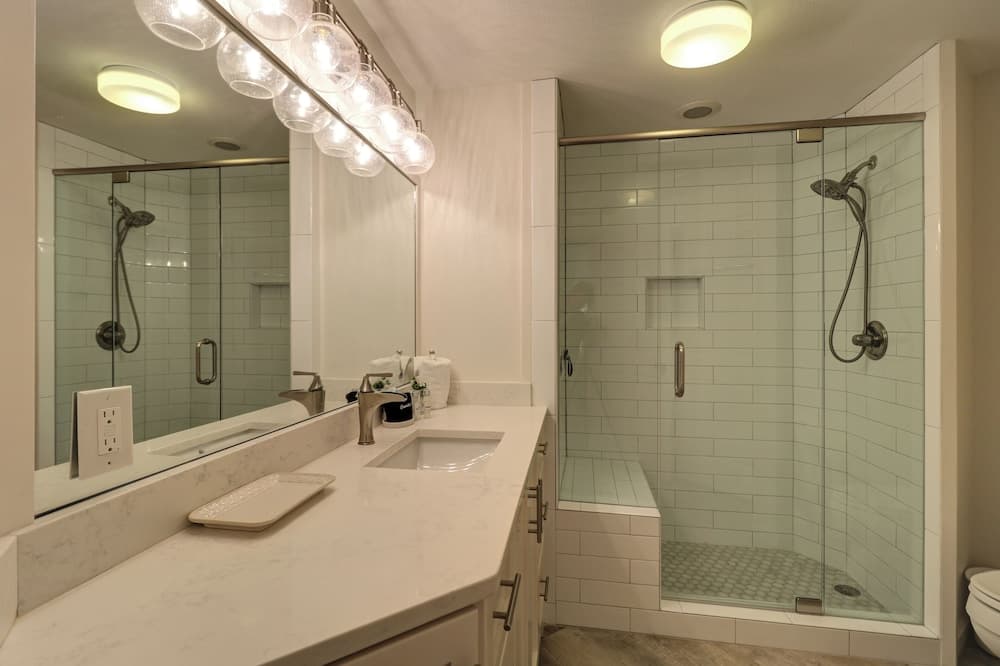 Beachside Bliss #302A - Image 32