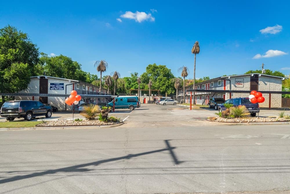 Brentwood Evonify - Image 14