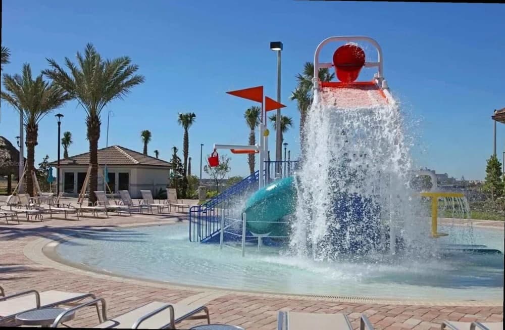 Glow House - Image 45