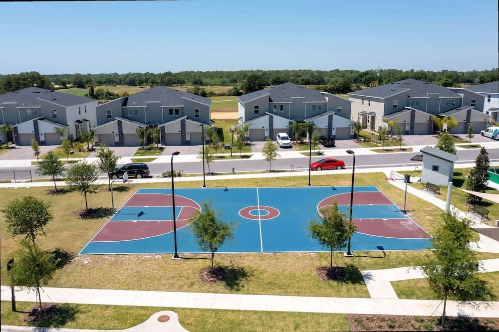 Glow House - Image 50