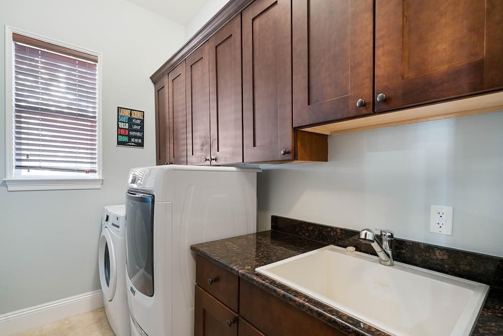 Sugar Shack - Image 28