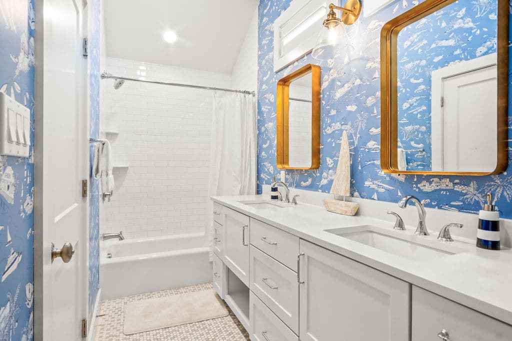 Summer Catch - Image 30