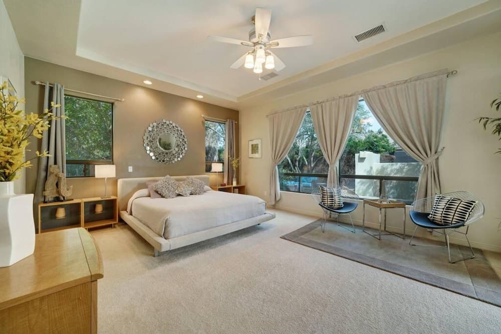 Spanish Modern Retreat - Image 18