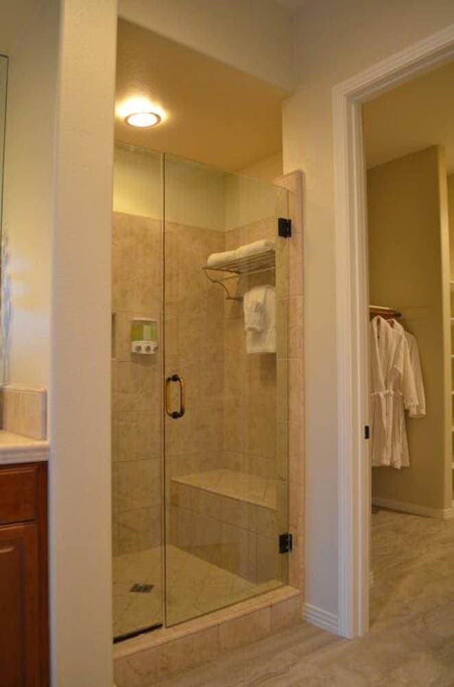 Spanish Modern Retreat - Image 36