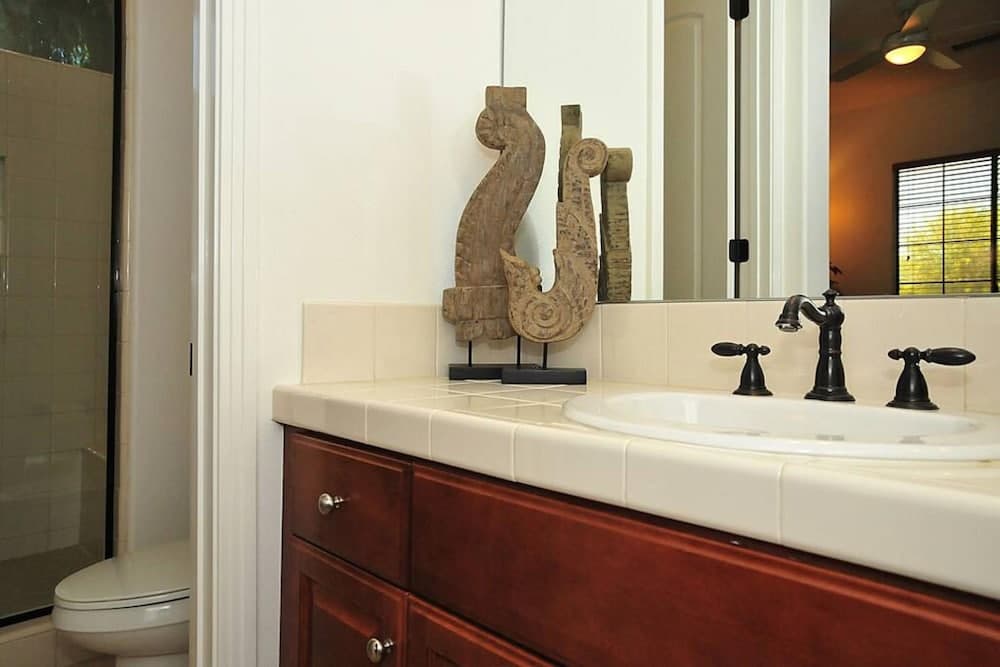 Spanish Modern Retreat - Image 38