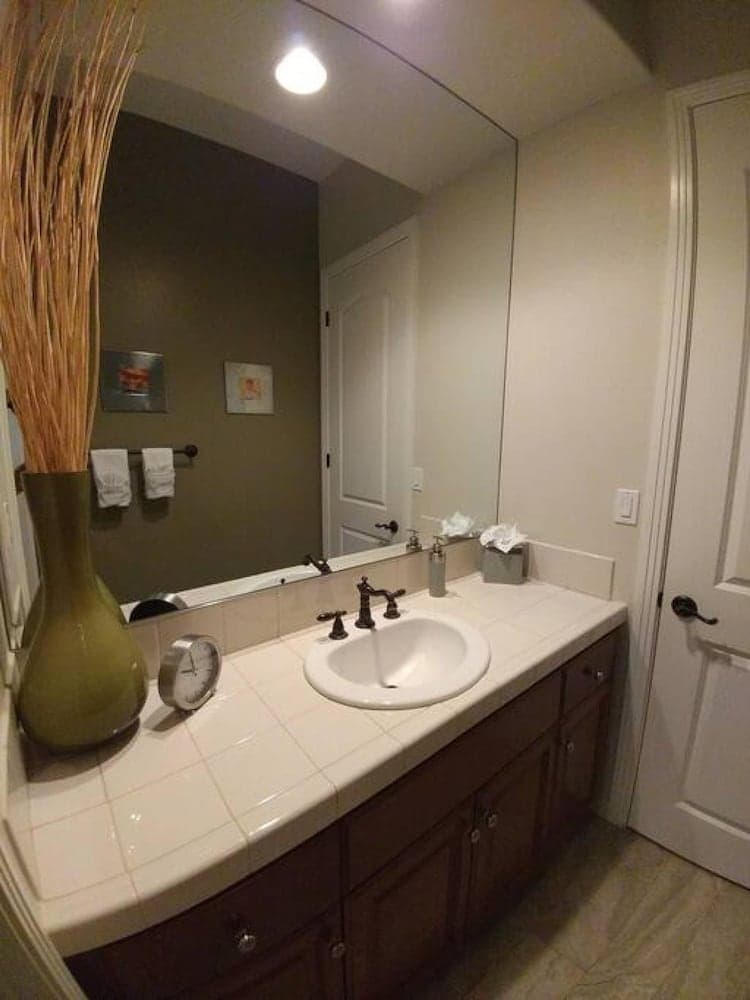 Spanish Modern Retreat - Image 40