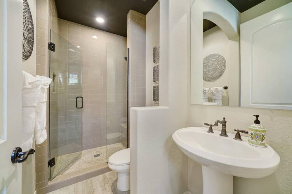 Spanish Modern Retreat - Image 44