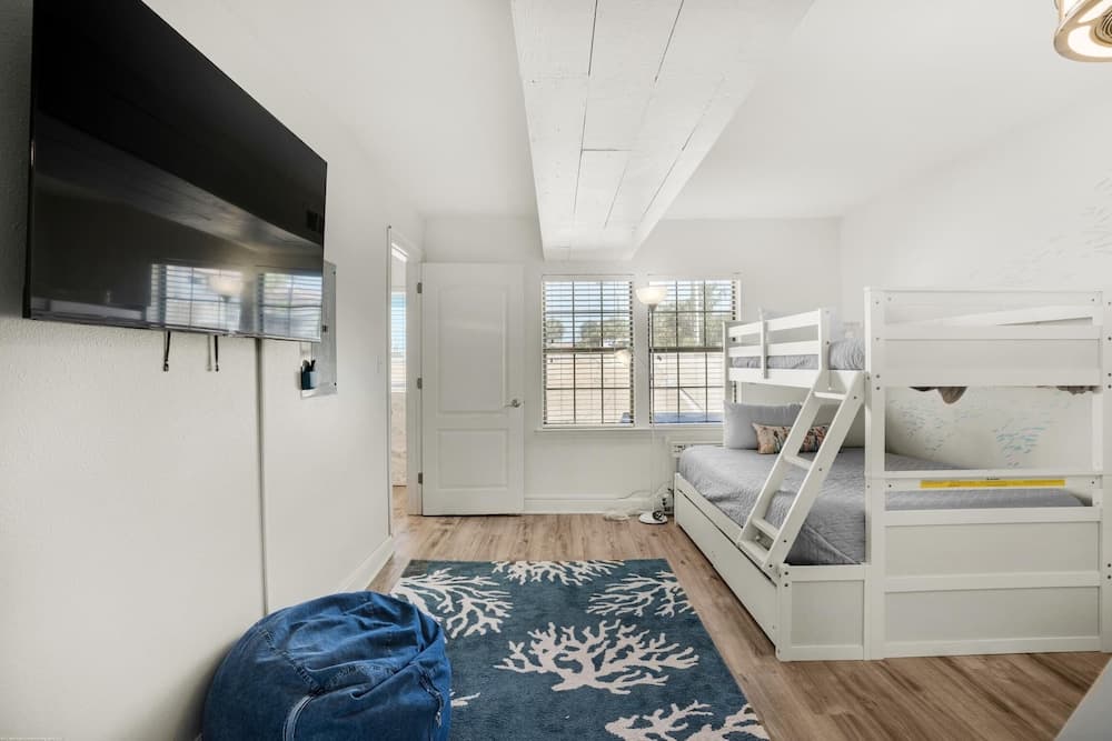 Summer Haven - B - Image 5