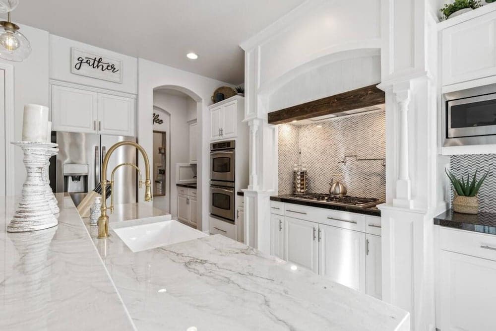 Summer Resort Style Living - Image 20